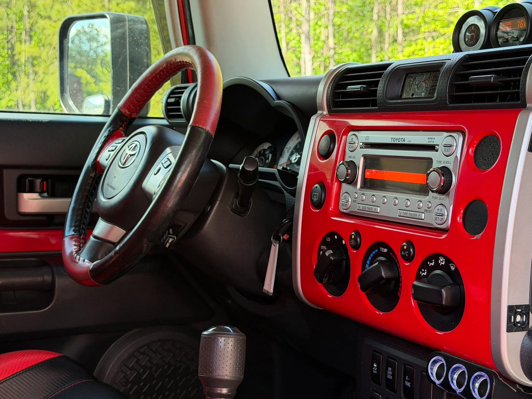 Used 2012 Toyota FJ Cruiser 4WD w/ Trail Teams Special Edition image 21