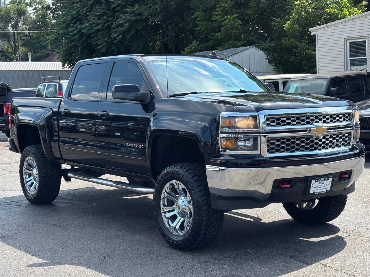 Used 2015 Chevrolet Silverado 1500 LT AWD/4WD image 2