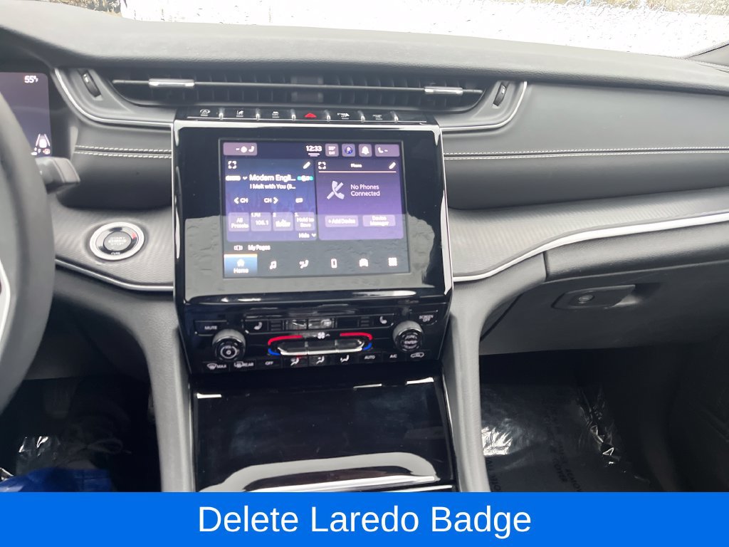 Used 2023 Jeep Grand Cherokee L Laredo AWD/4WD image 22