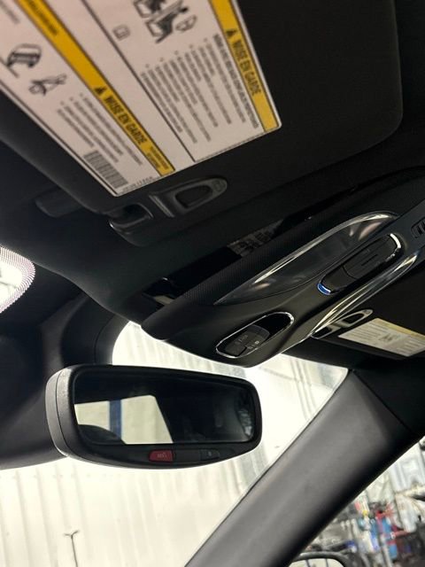 Used 2025 Chevrolet Colorado Z71 w/ Technology Package image 39