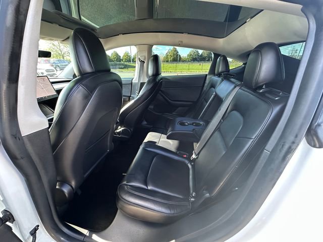 Used 2021 Tesla Model Y Long Range image 19