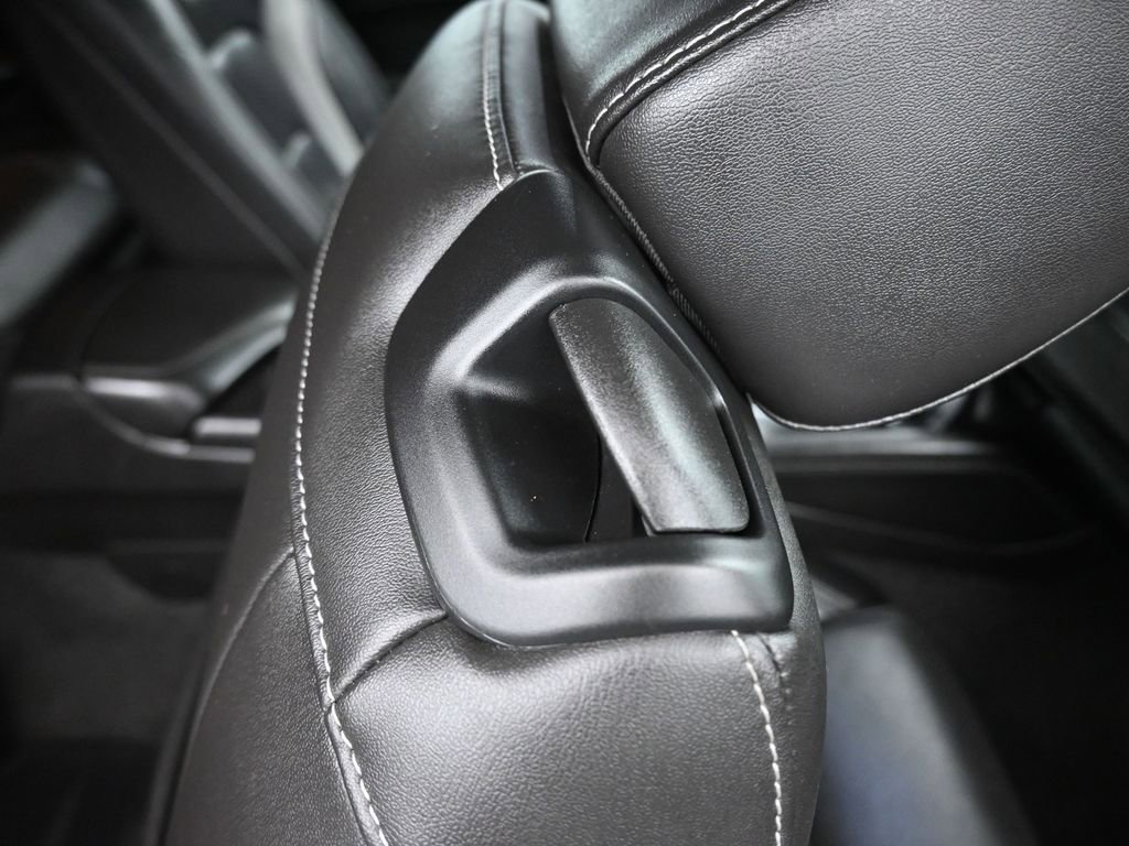 Used 2016 Chevrolet Camaro SS image 39