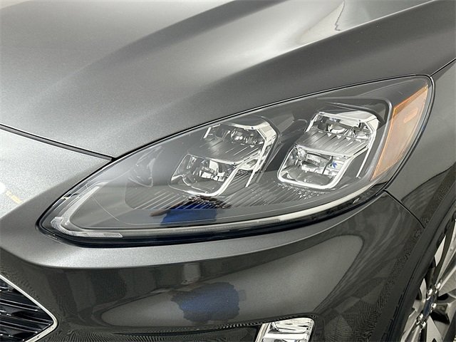 Used 2020 Ford Escape Titanium image 25