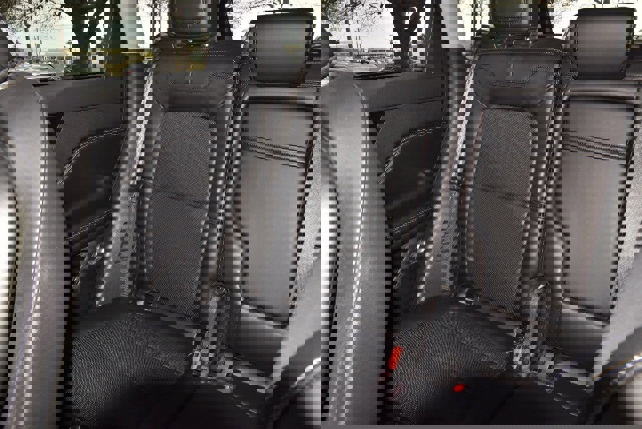 Used 2021 Lincoln Corsair Reserve w/ Equipment Group 201A image 19