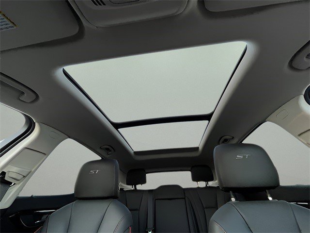 Certified 2022 Buick Envision Essence w/ Technology Package I image 23