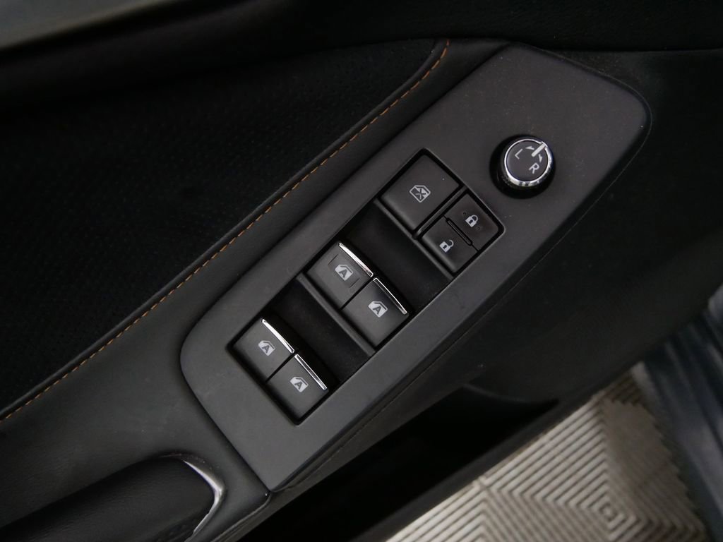 Used 2019 Toyota Avalon XSE w/ All Weather Liner Package FWD image 18