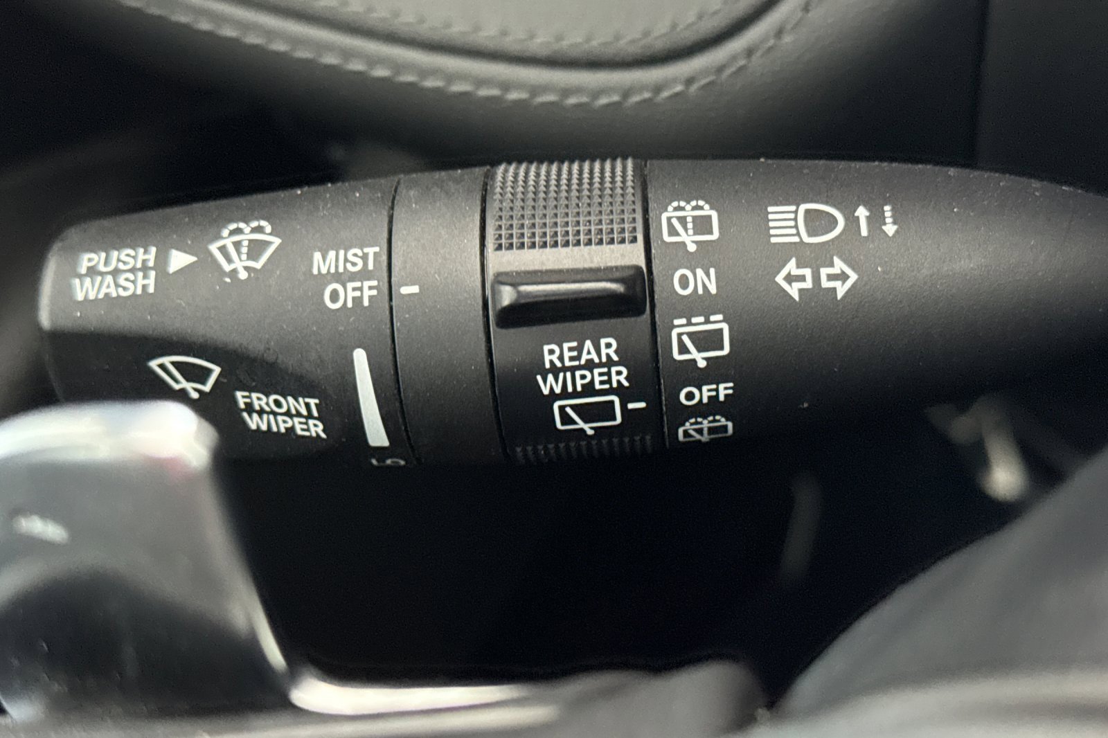 Used 2022 Dodge Durango GT image 38