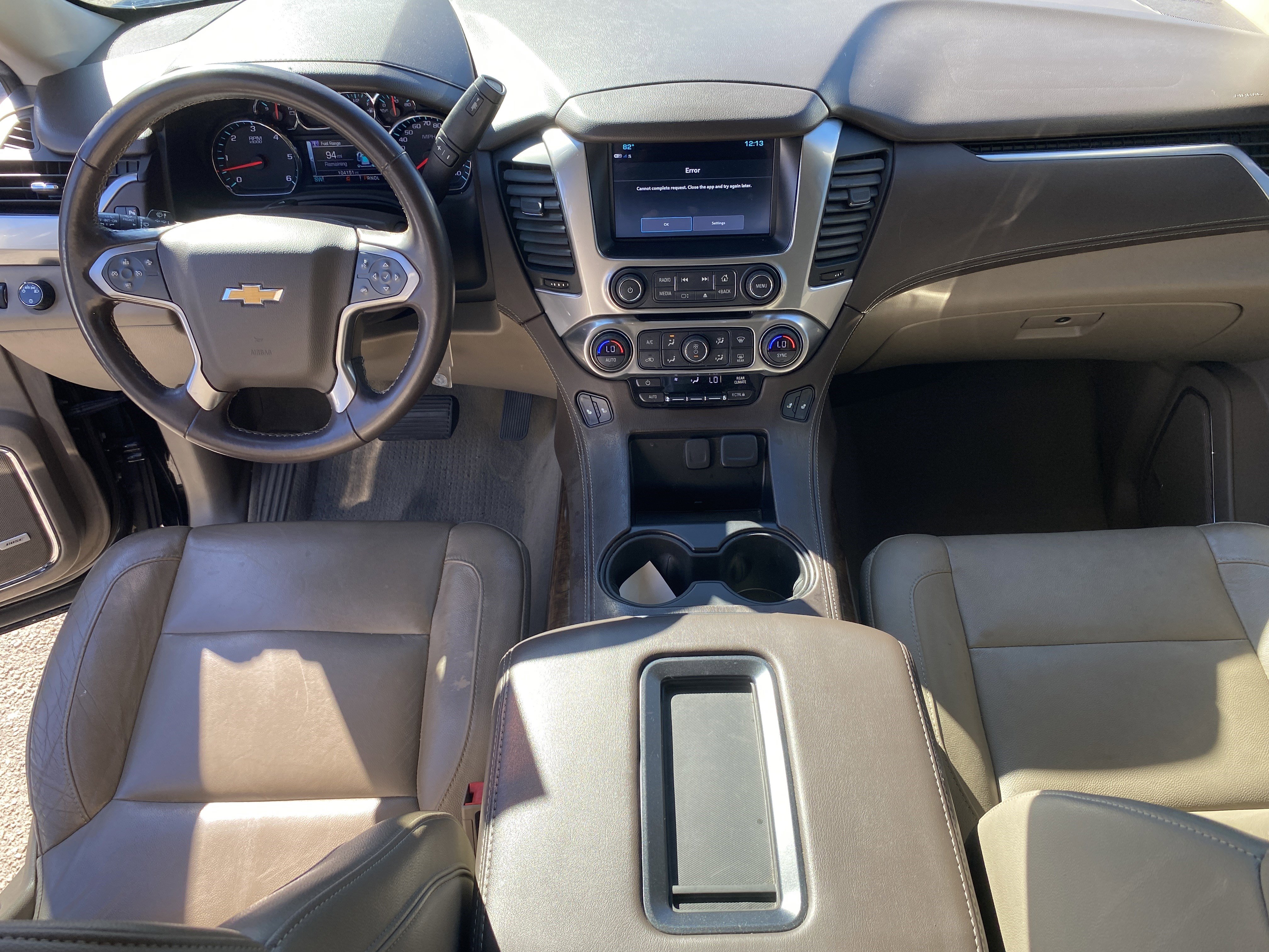 Used 2023 Chevrolet Suburban Premier image 17