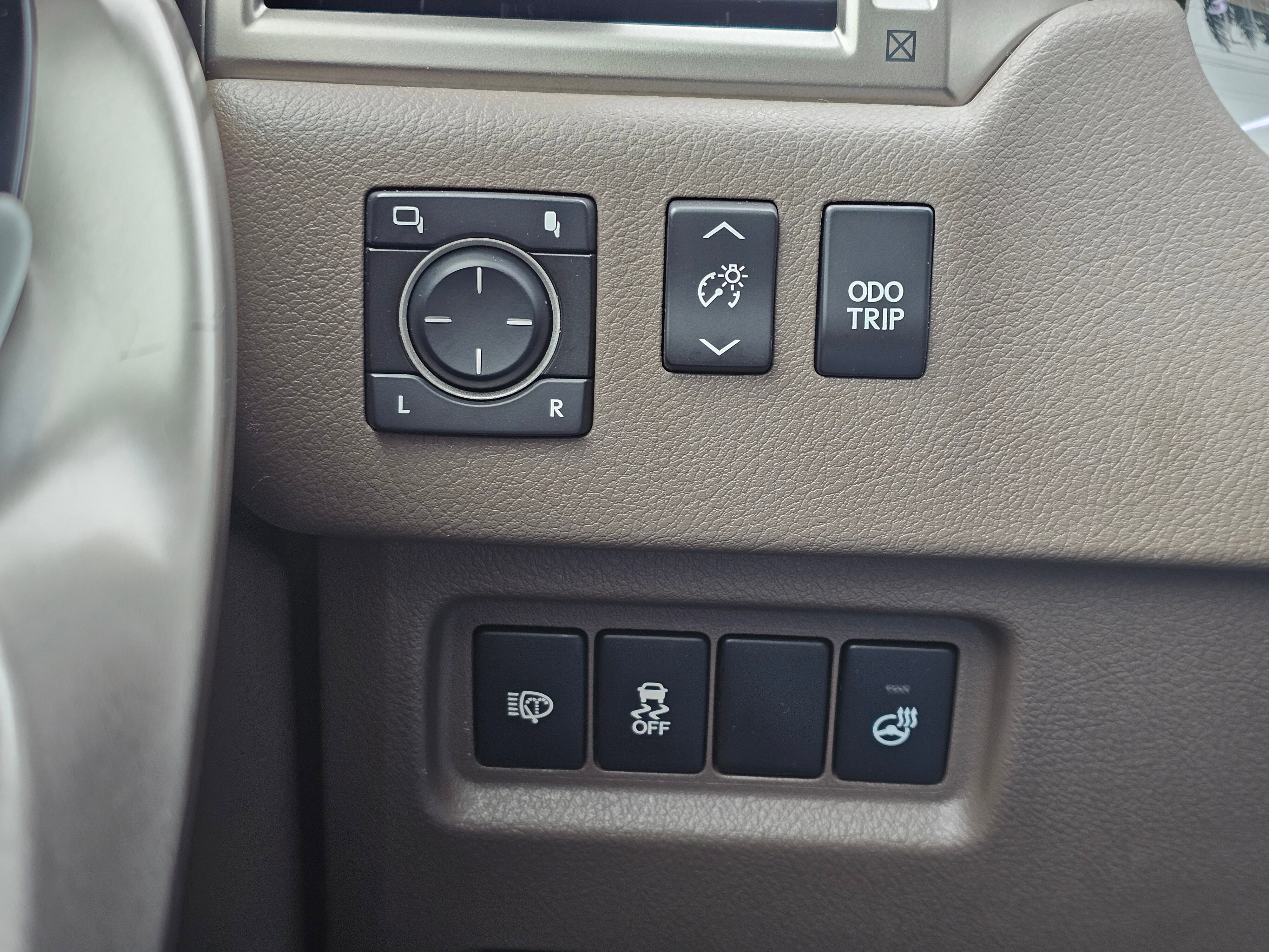 Used 2017 Lexus GX 460 Luxury image 34