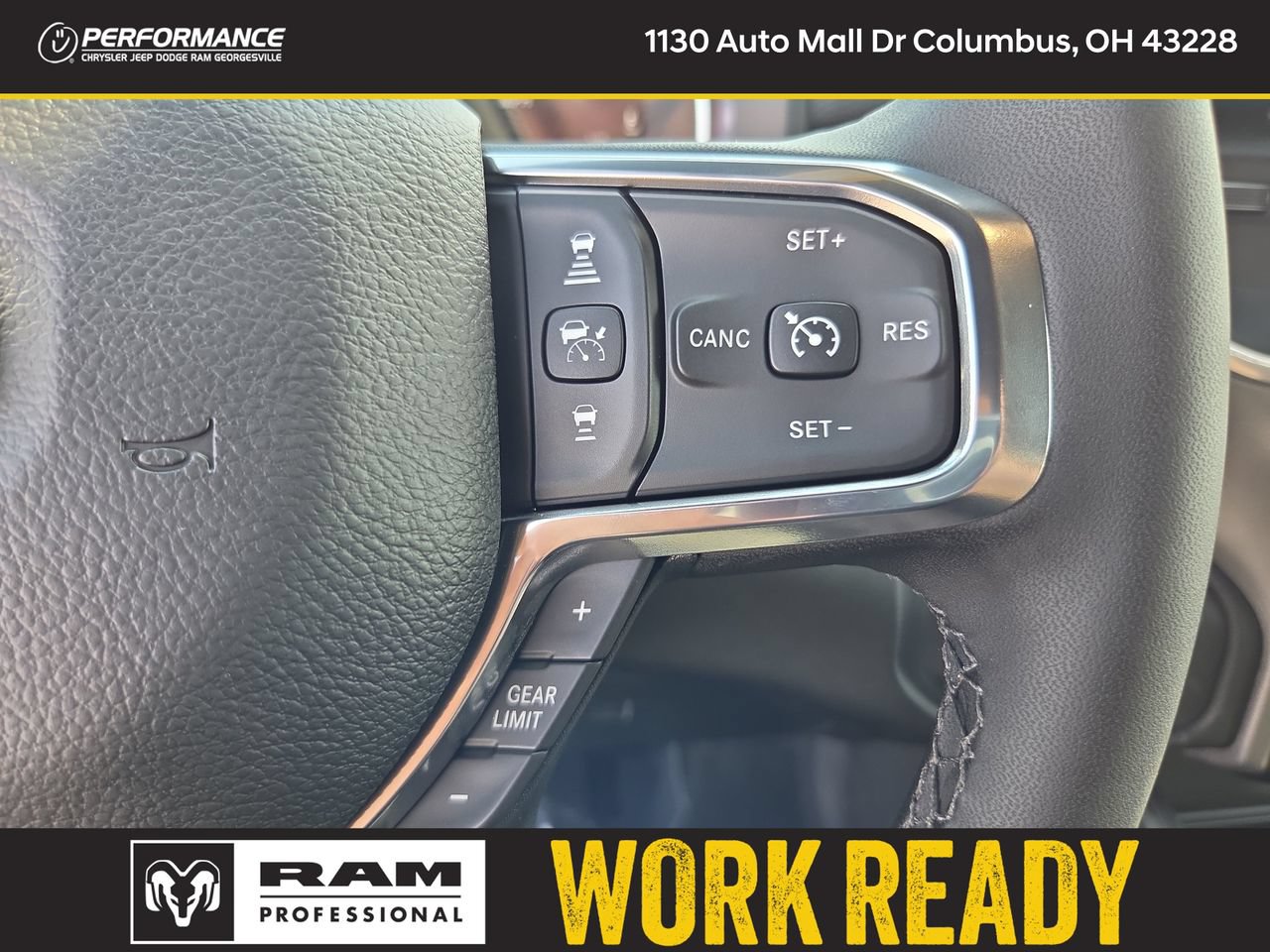 New 2026 RAM 2500 Laramie AWD/4WD image 30
