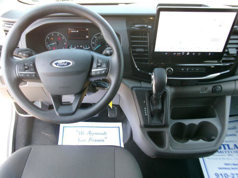 Used 2025 Ford Transit 350 XLT RWD image 13