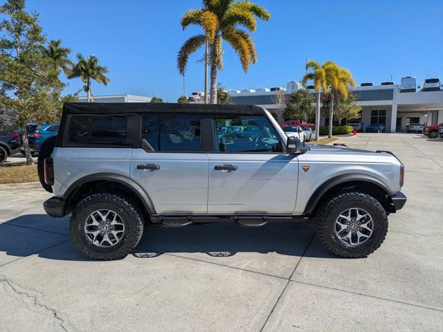 Certified 2022 Ford Bronco Badlands image 3