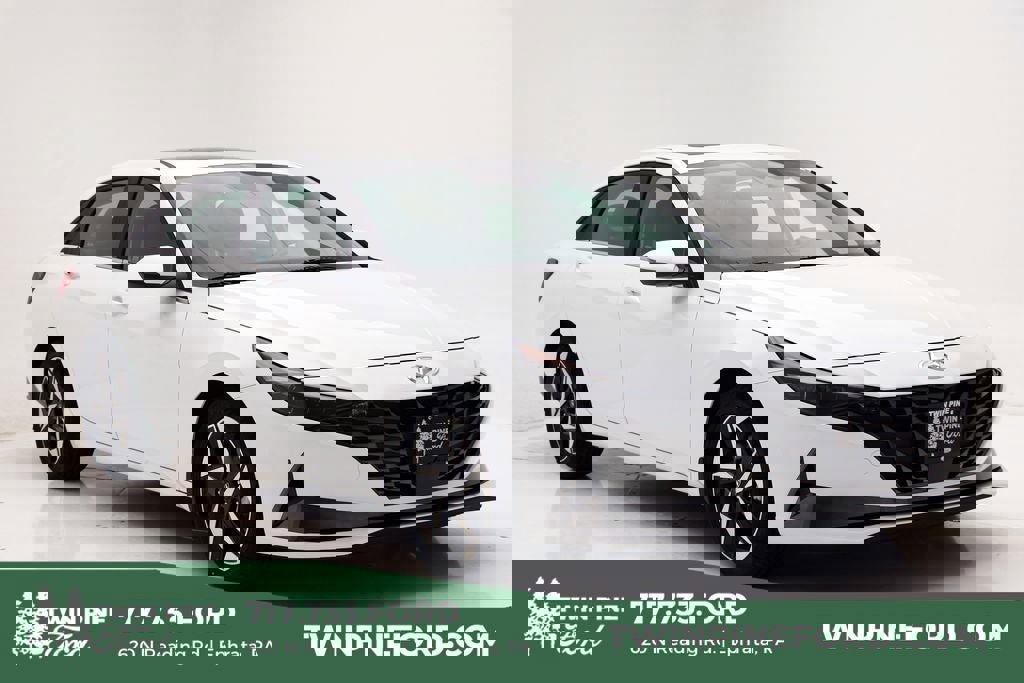 Used 2023 Hyundai Elantra Limited image 1