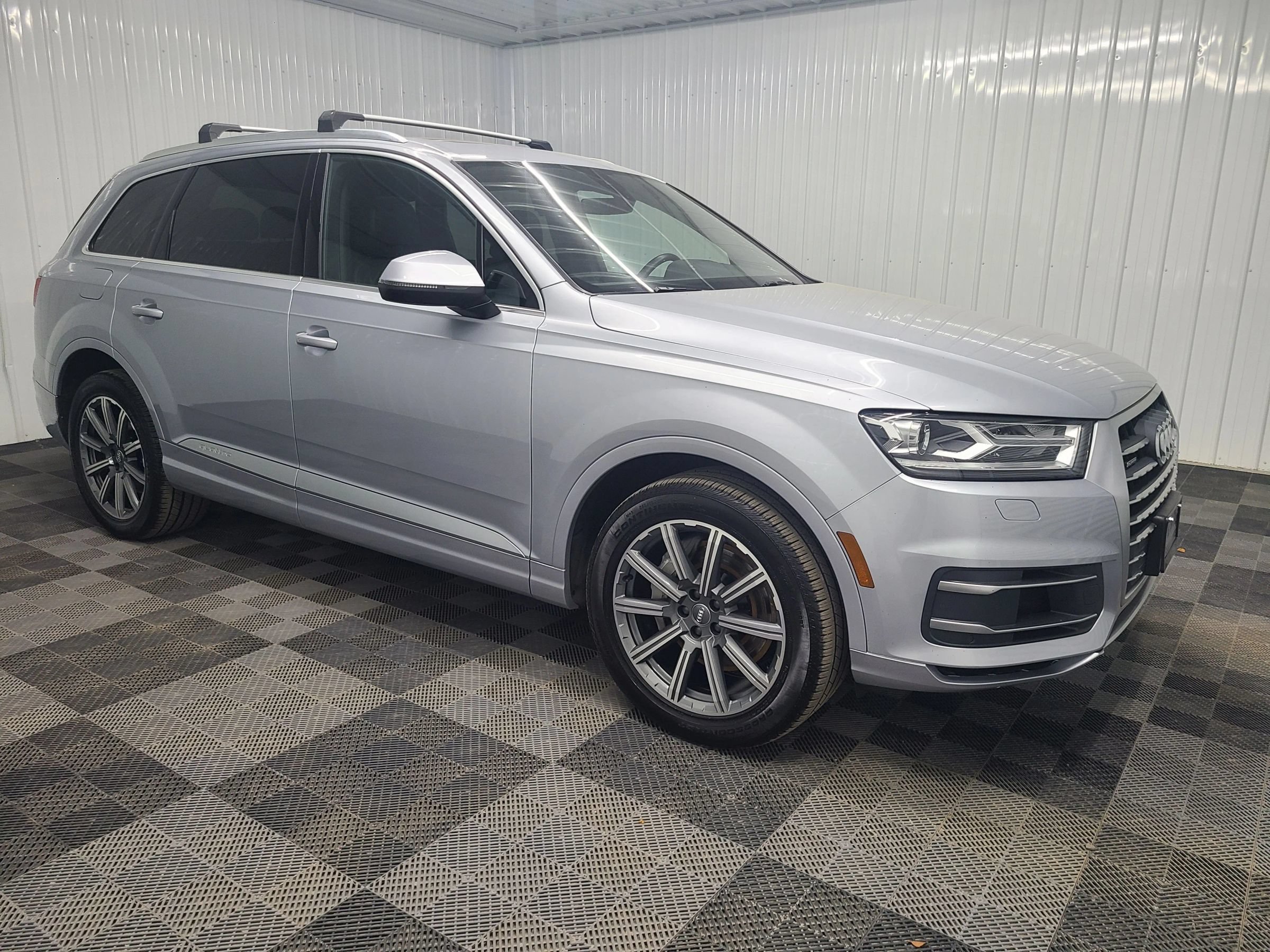 Used 2019 Audi Q7 3.0T Premium w/ Convenience Package AWD/4WD image 13