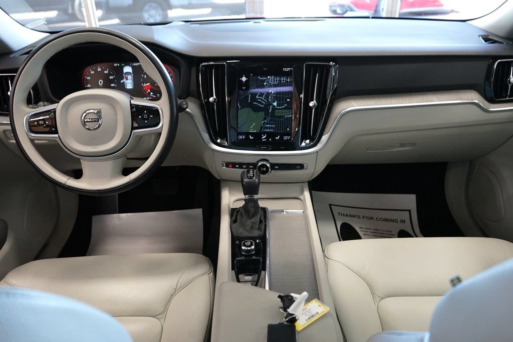 Used 2022 Volvo V60 T5 Cross Country AWD/4WD image 41