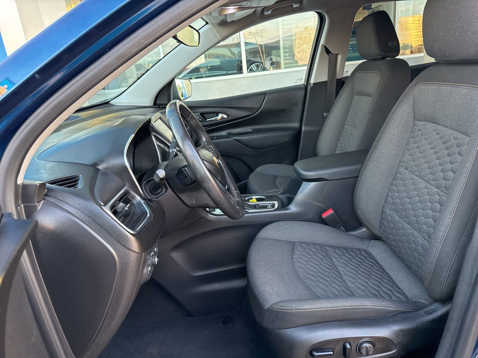 Used 2021 Chevrolet Equinox LT image 18