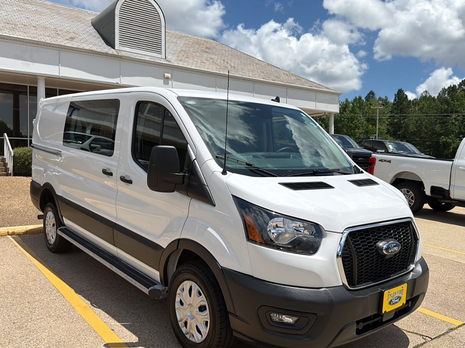 Used 2025 Ford Transit 250 Low Roof w/ Exterior Upgrade Package RWD image 1