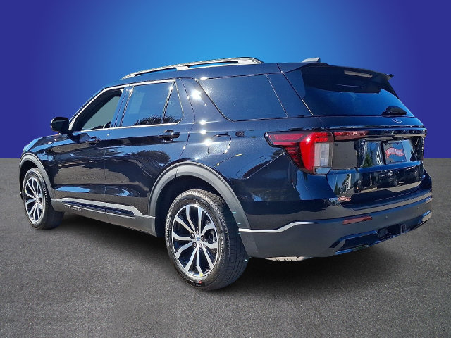 New 2026 Ford Explorer ST-Line AWD/4WD image 4