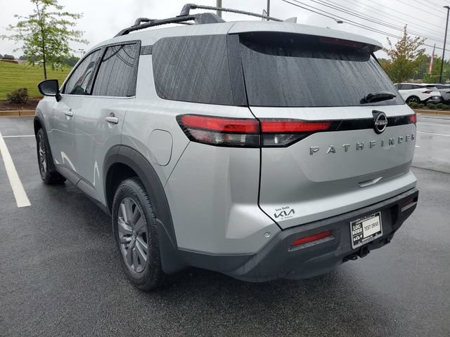 Used 2025 Nissan Pathfinder SV w/ SV Premium Package FWD image 5