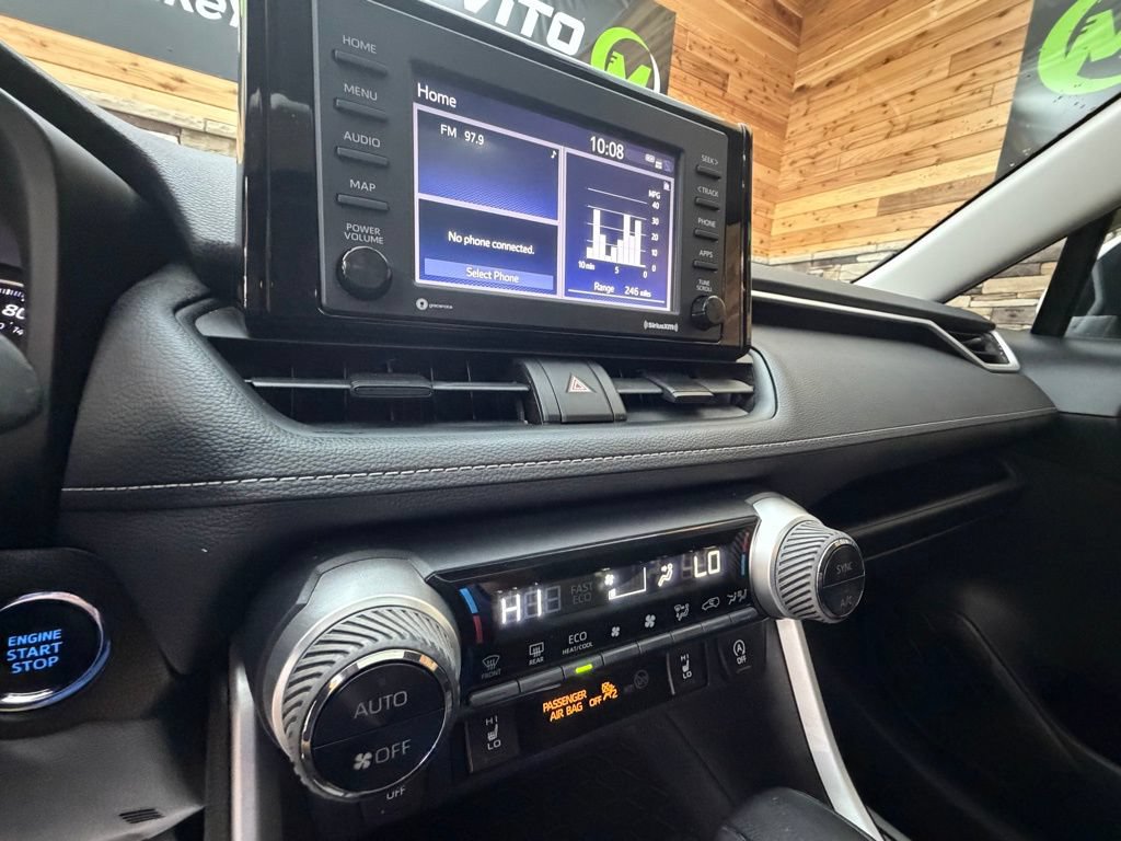 Used 2020 Toyota RAV4 XLE w/ Convenience Package AWD/4WD image 18