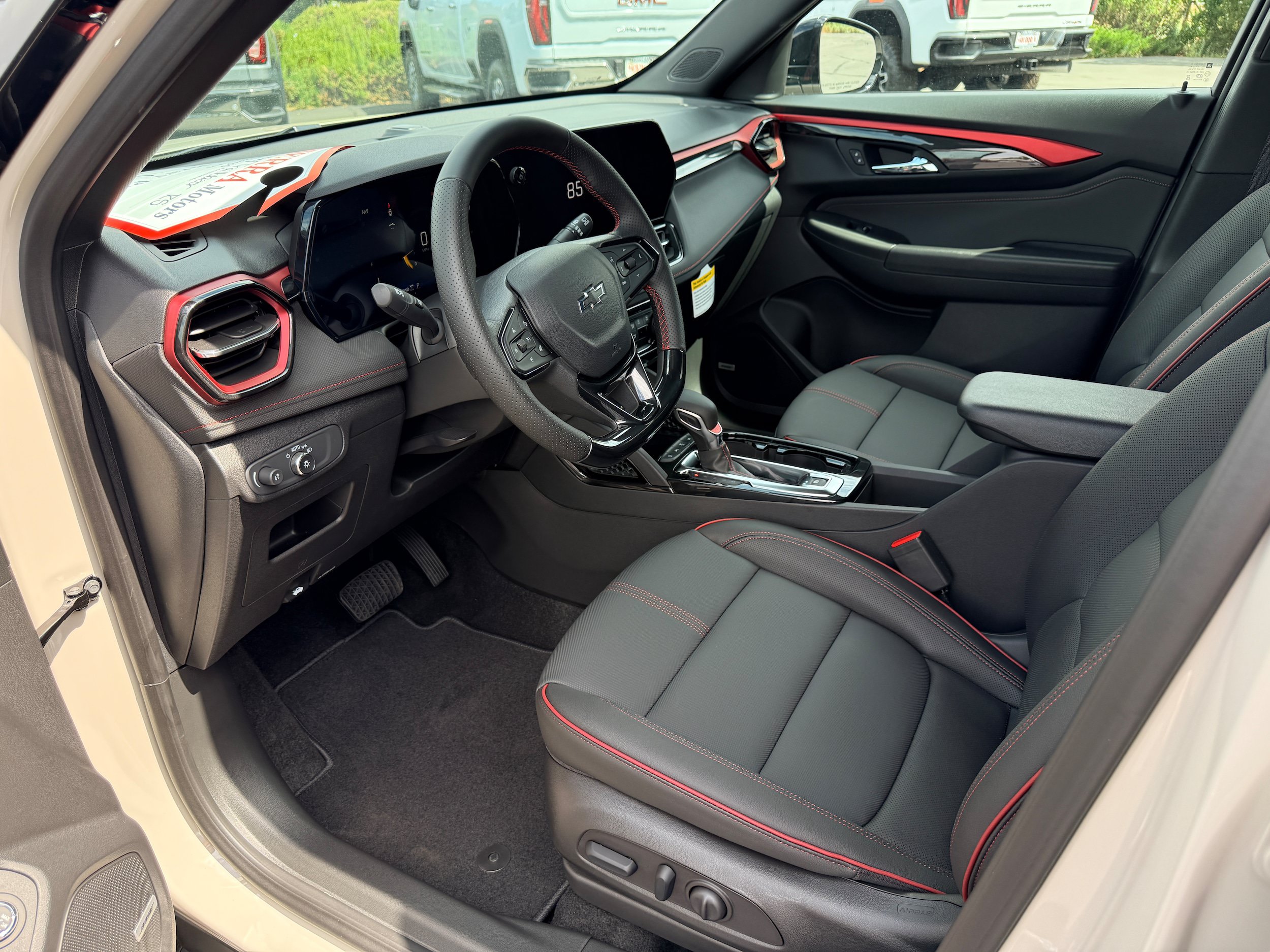 New 2026 Chevrolet TrailBlazer RS w/ Convenience Package AWD/4WD image 10