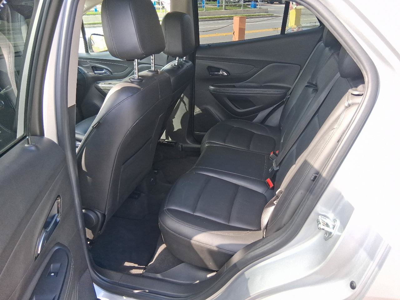 Used 2018 Buick Encore Essence FWD image 15