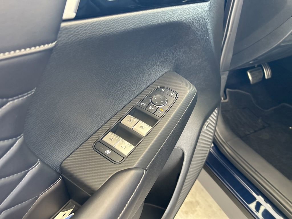 New 2025 Mitsubishi Outlander SEL image 38