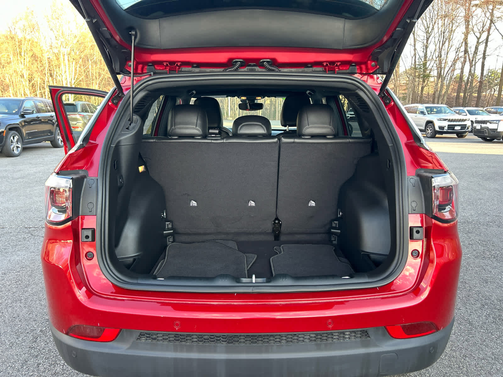 Used 2026 Jeep Compass Limited image 31