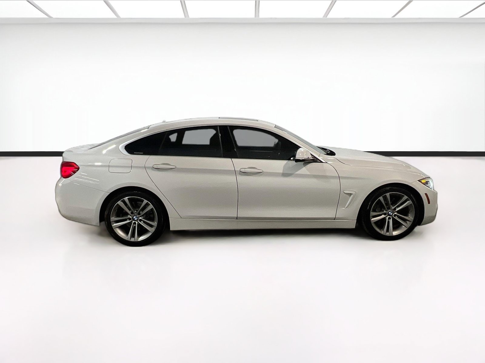 Used 2019 BMW 440i Gran Coupe w/ Convenience Package RWD image 26