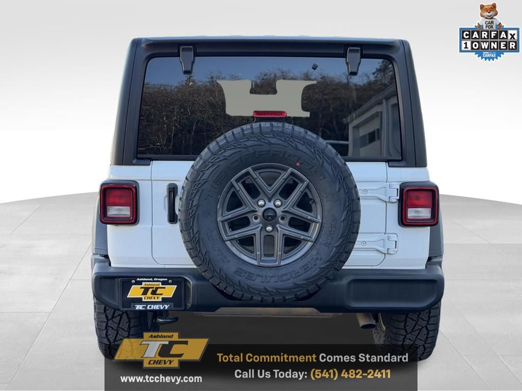Used 2024 Jeep Wrangler Sport S image 4