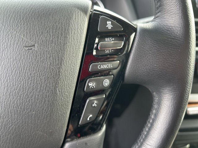 Used 2024 Nissan Armada SL w/ Captain's Chairs Package image 21