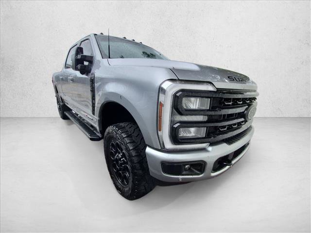 Used 2024 Ford F350 Lariat w/ Lariat Ultimate Package AWD/4WD image 3