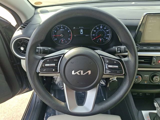 Used 2023 Kia Forte LXS image 18