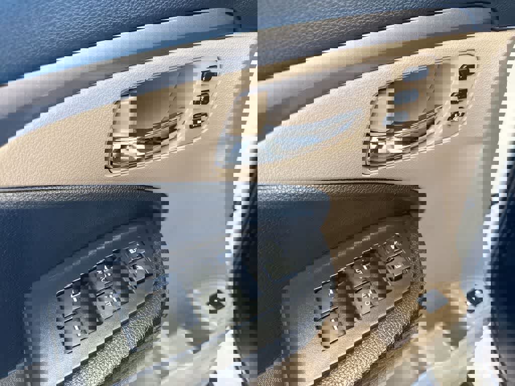 Used 2019 Honda Pilot EX-L image 18