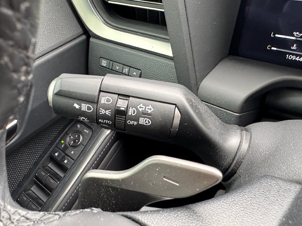 Used 2025 Lexus GX 550 w/ Accessory Package (Z1) AWD/4WD image 34