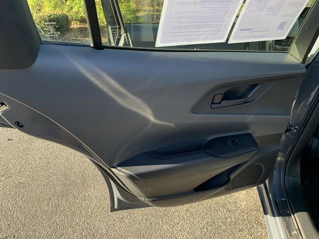 Used 2023 Toyota Prius LE image 15