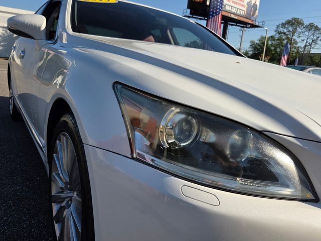 Used 2013 Lexus LS 460 w/ Comfort Pkg image 19