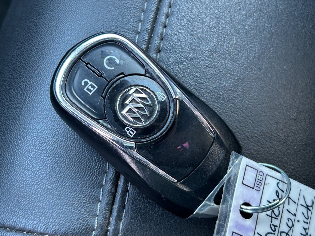 Used 2017 Buick Encore Essence AWD/4WD image 12