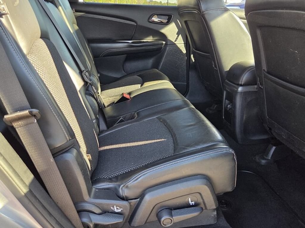 Used 2020 Dodge Journey Crossroad w/ Popular Equipment Group FWD image 14