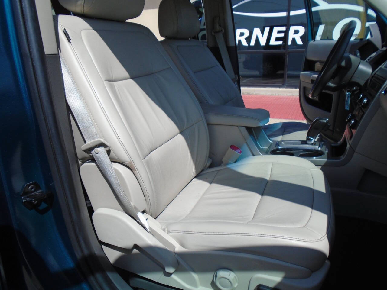 Used 2011 Ford Flex SEL w/ Rapid Spec Order Code FWD image 14