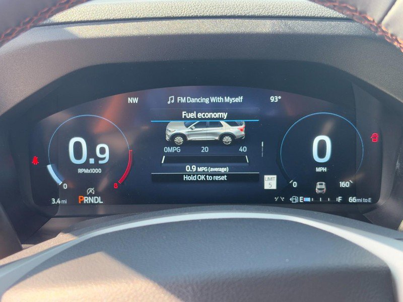 New 2025 Ford Explorer Active image 15