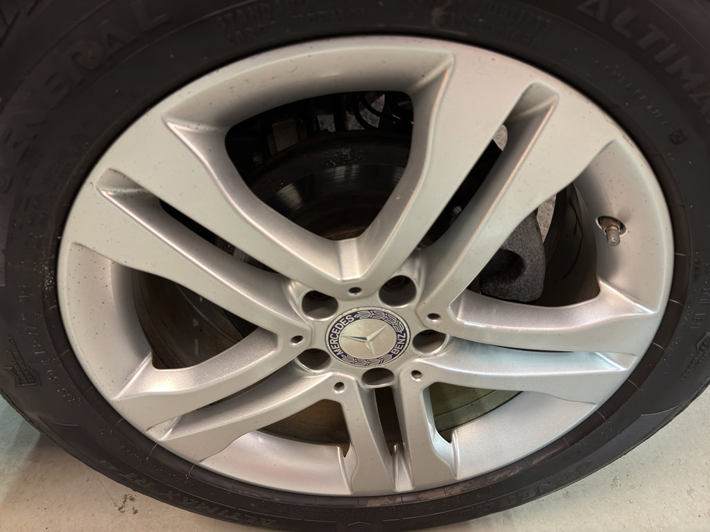 Used 2015 Mercedes-Benz GLA 250 4MATIC image 35