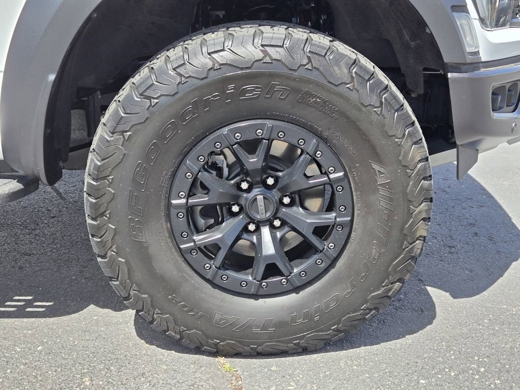 Used 2023 Ford F150 Raptor w/ Raptor 37 Performance Package AWD/4WD image 11