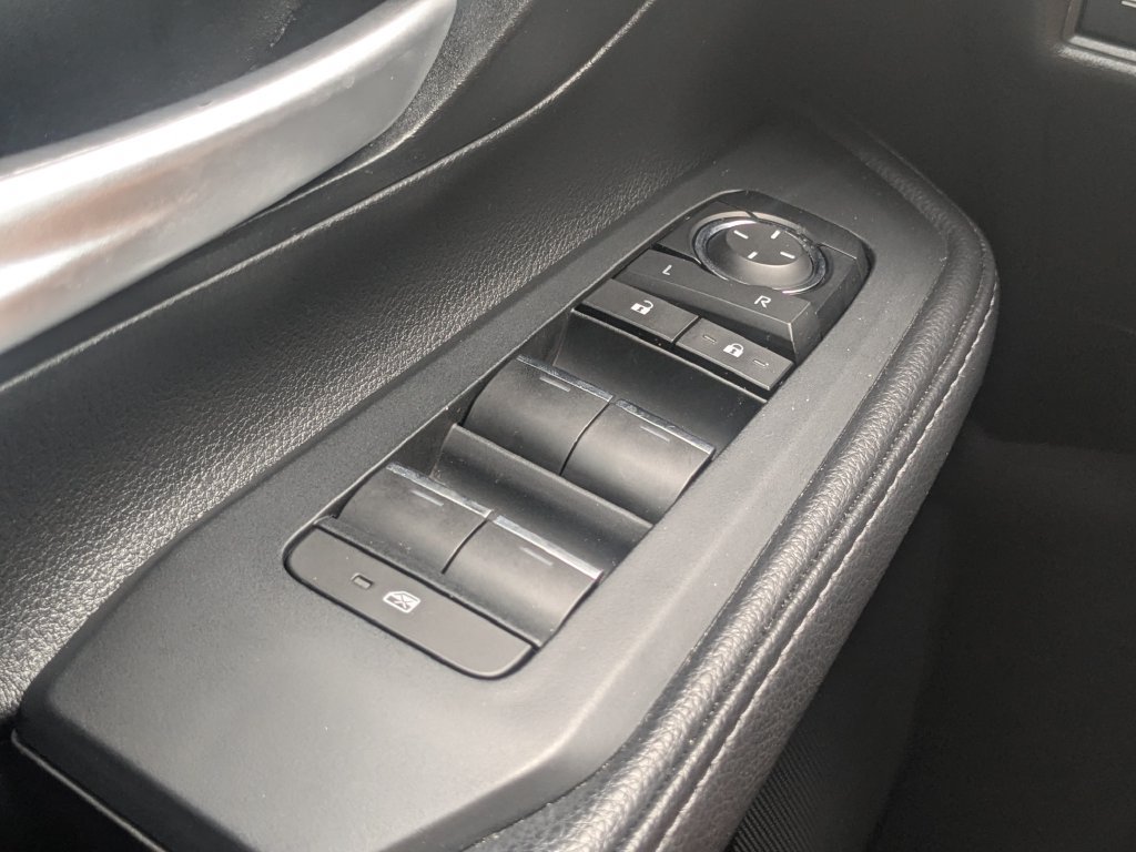 Used 2024 Toyota Grand Highlander AWD image 11