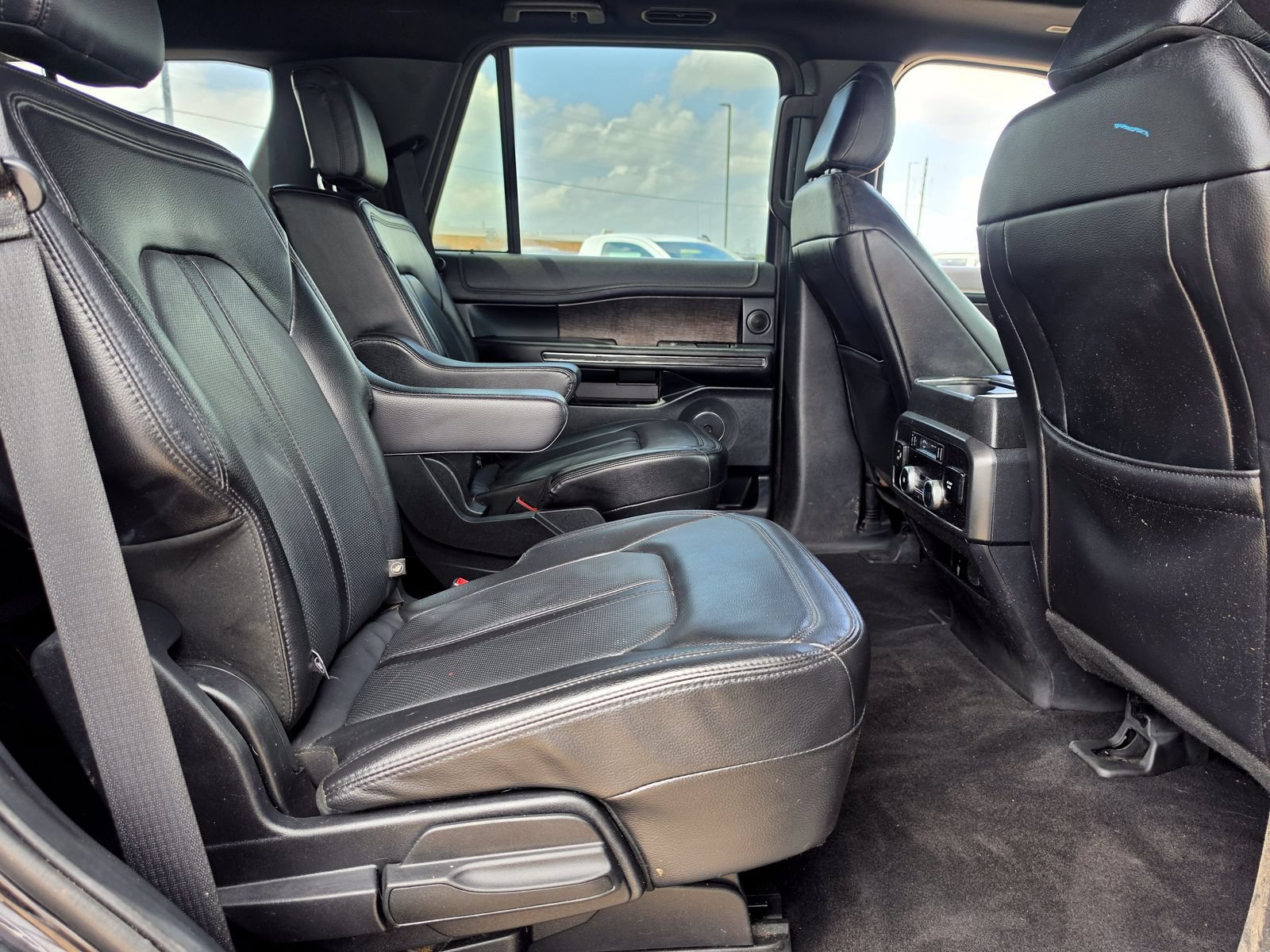 Used 2021 Ford Expedition Limited RWD image 27