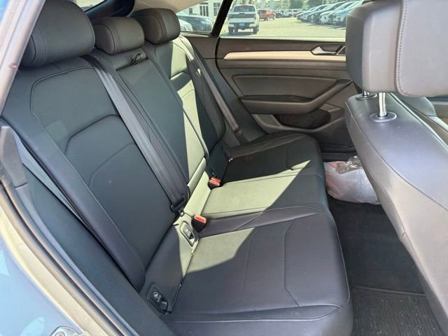 Used 2020 Volkswagen Arteon SE FWD image 18