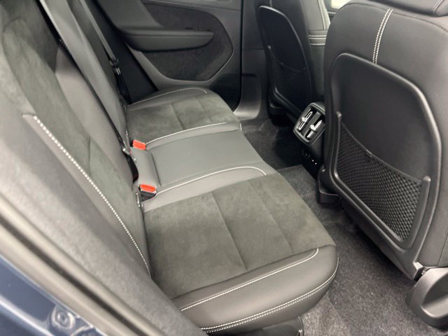 New 2026 Volvo XC40 B5 Ultra w/ Protection Package Premier AWD/4WD image 20