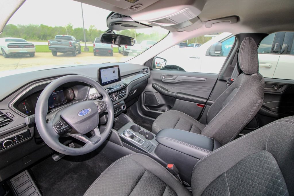 Used 2025 Ford Escape Active FWD image 15