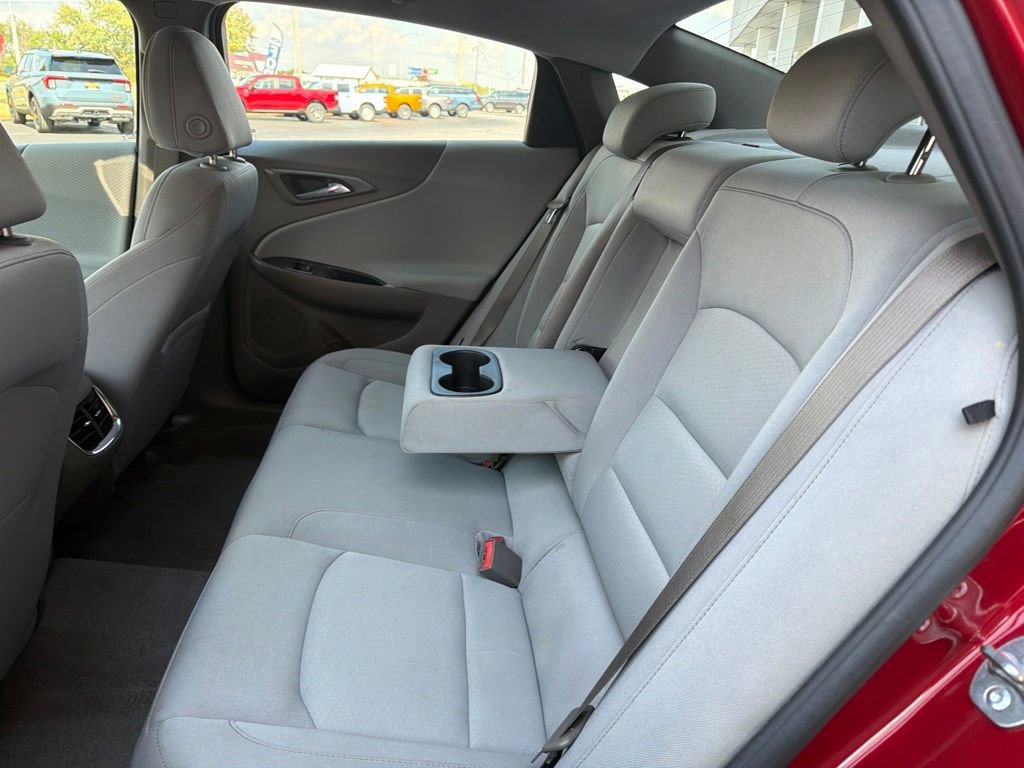 Used 2025 Chevrolet Malibu LT FWD image 28