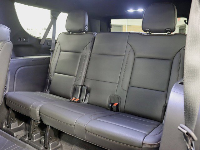 Used 2021 Chevrolet Suburban High Country w/ Premium Package image 32